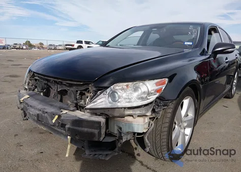 2010 Lexus Ls 460 z USA, uszkodzony, nr VIN JTHBL5EF6A5094141